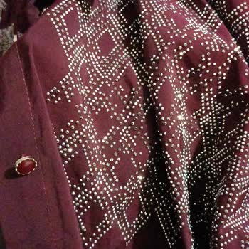 Sipariş Ettiğim Takımın Taşları Dökülmüş Halde Teslim Edildi, Çözüm Sunulmadı