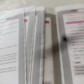 Aldığım Kitapların Sayfaları İlk Kullanımda Yırtıldı