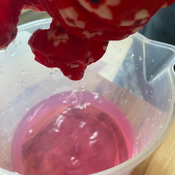 Bebek Elbisesinde Boya Akması Ve İade Sorunu: Sağlık Riski Ve Yetersiz Mağaza Yaklaşımı