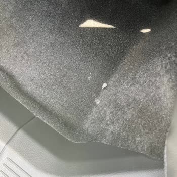 Sıfır Araçta Çizik, Leke Ve Trim Sesi Sorunu Yaşadım