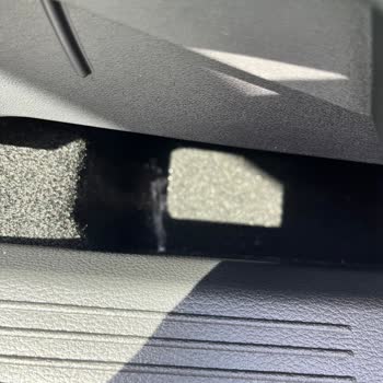 Sıfır Araçta Çizik, Leke Ve Trim Sesi Sorunu Yaşadım