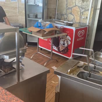 Otel Restoranında Hijyen Sorunu Ve İlgisiz Yönetim Nedeniyle Mağduriyet Yaşadım