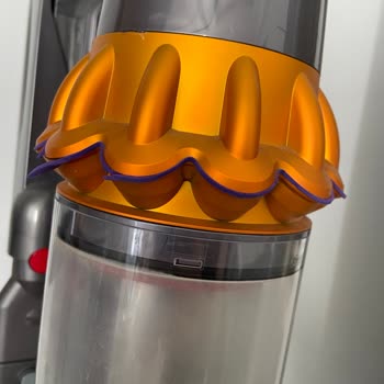Dyson V15 Başlık Çıkmıyor Ve Motor Aksesuarlarında Deformasyon Sorunu