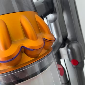 Dyson V15 Başlık Çıkmıyor Ve Motor Aksesuarlarında Deformasyon Sorunu
