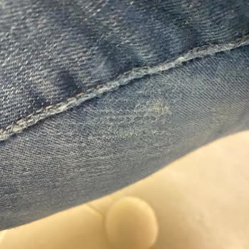 İlk Kullanımda Tüylenen Ve Kumaşı Zayıflayan Pantolon İçin İade Talebi