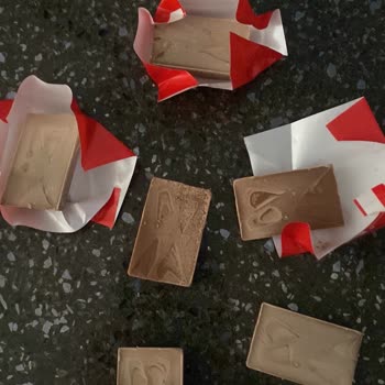 Aldığım Çikolatalarda Bozulma Ve Sağlık Sorunu Yaşadım