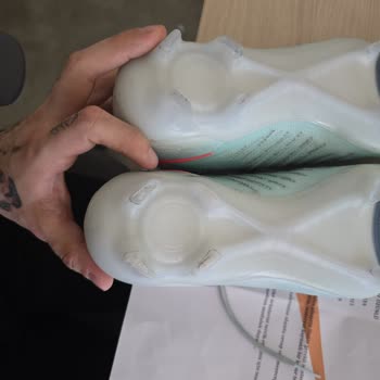 Kramponumun Dişlileri Koptu, Mağaza Çözüm Sunmuyor Mağduriyetim Sürüyor