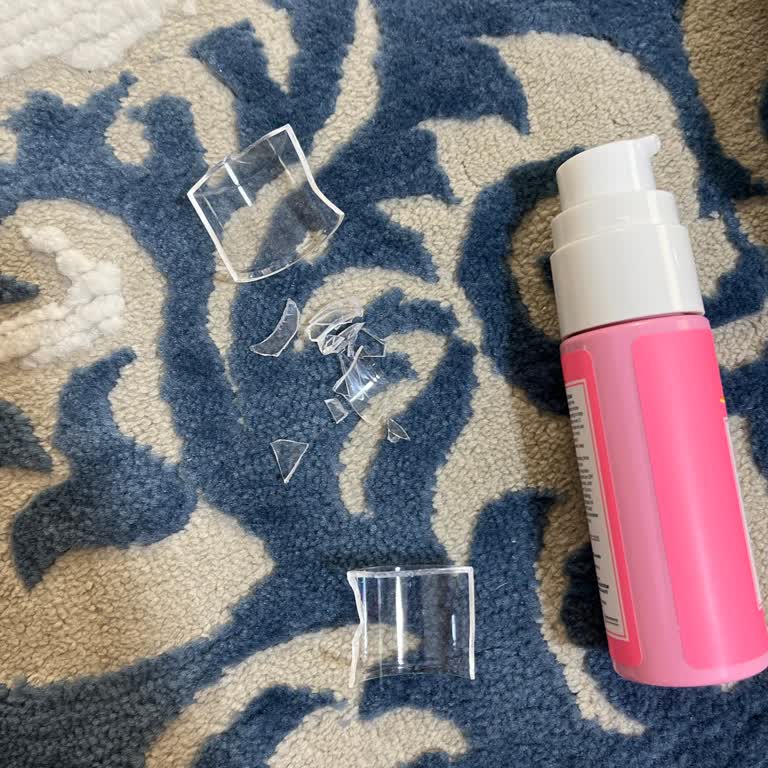 Kırık Ürün Ve İletişimsizlik Nedeniyle Mağduriyet