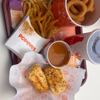 Popeyes Şubesinde Patates Baharatlama Ve Personel Davranışı Sorunu