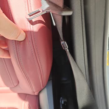 BMW İ4 Araçta Deri Yıpranması Garanti Kapsamına Alınmadı