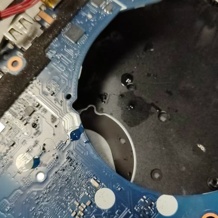 Asus Laptopta Garanti Dışı Sıvı Teması İddiası Ve Yüksek Tamir Ücreti Mağduriyeti