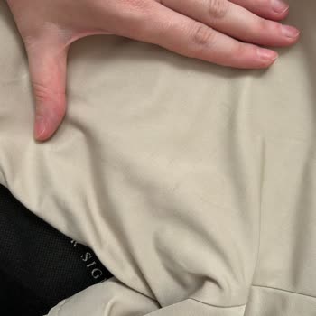 Sıfır Ürün Beklerken İkinci El Ve Defolu Trençkot Gönderildi