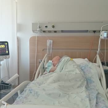 Bursa Şehir Hastanesi'nde Yetersiz Bakım Ve İlgisizlik Nedeniyle Yaşanan Mağduriyet