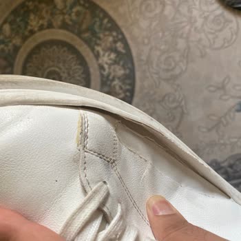 Aldığım Spor Ayakkabı Kısa Sürede Yırtıldı, Geri Dönüş Alamadım