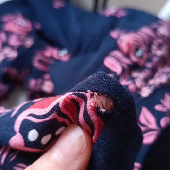 Yırtık Elbise Gönderildi, İade Ve Para İadesi Taleplerim Reddedildi