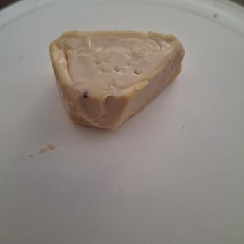 Üçgen Peynirde Yabancı Madde Şikayeti