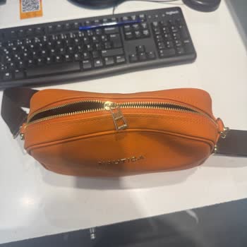 Nautica Çantada Garanti Süresinde Çözülmeyen Fermuar Ve Renk Atma Sorunu