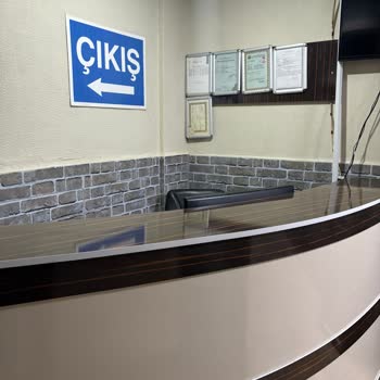 Rezervasyon Sonrası Otelde Yer Olmaması Ve Yetersiz Müşteri Desteği