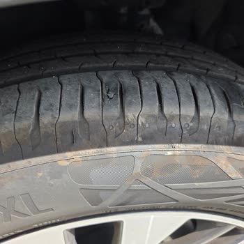 Sıfır Araçta Lastik Kopması Ve Tutuş Kaybı Sorunu