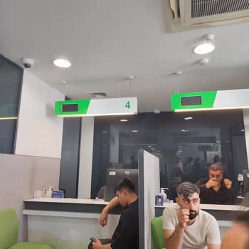 Garanti Bankası Alibeyköy Şubesinde Yoğunluk Ve Sıra İhlali Sorunu