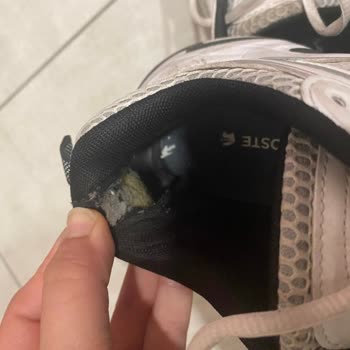 Yüksek Fiyatlı Ayakkabıda Kısa Sürede Yırtık Sorunu Ve Acil Çözüm Talebi