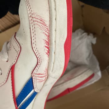 Kısa Sürede Renk Atan Ayakkabı İçin İade Talebim Reddedildi