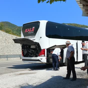 Otobüs Arızası Sonrası Yolda Bekletildik Müşteri Hizmetlerine Ulaşamadık