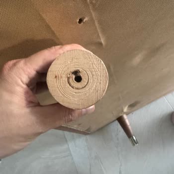 Kırık Koltuk Ayağı Sorunu Aylarca Giderilmedi, Mağdur Edildik!