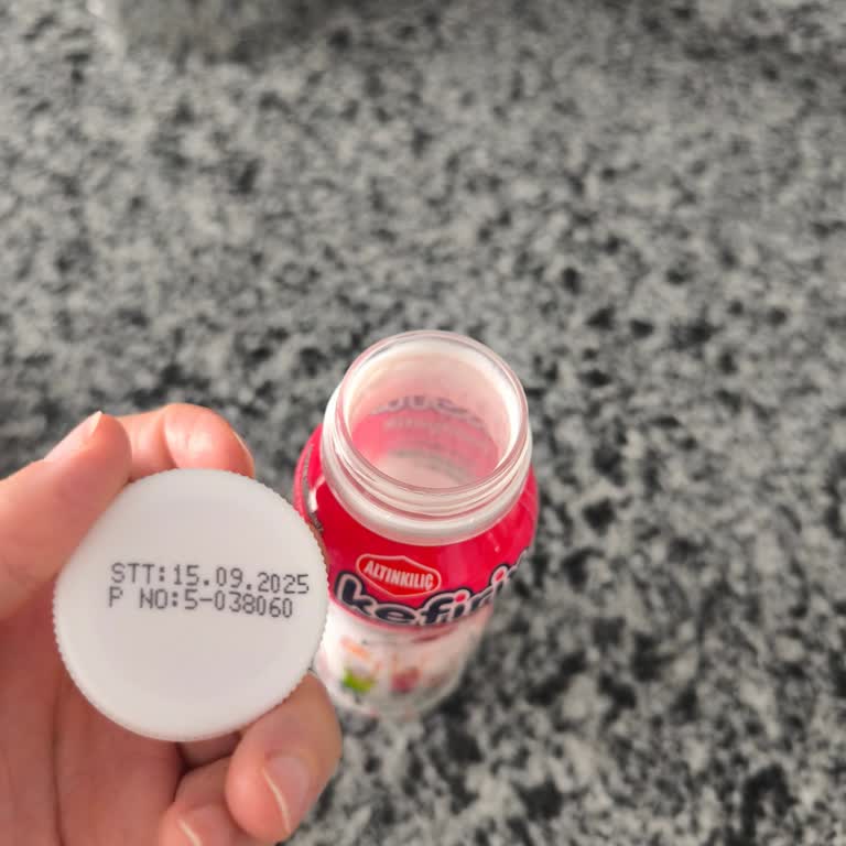 Altınkılıç Kefirix Ürününde Bozulma Ve Patlama Sorunu, Şikayet Bildirilemiyor