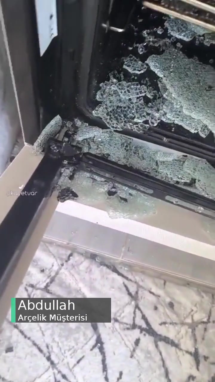 Arçelik Afc 231 Ankastre Fırın İç Cam Patladı videonun kapak resmi