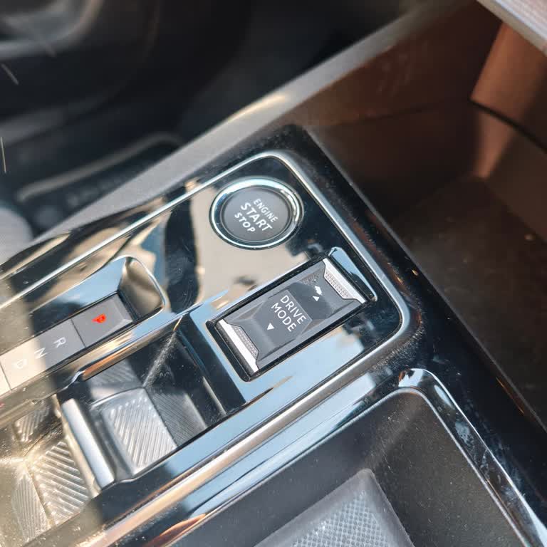 Peugeot 3008 Drive Mode Tuşunda Boya Atması Garanti Kapsamına Alınmıyor