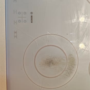 Bosch Elektrikli Ocak Camı Garanti Sonrası Kendiliğinden Çatladı, Yüksek Değişim Ücreti Şoku