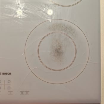 Bosch Elektrikli Ocak Camı Garanti Sonrası Kendiliğinden Çatladı, Yüksek Değişim Ücreti Şoku