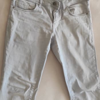 Satın Aldığım Pantolonlarda Kısa Sürede Renk Solması Ve Tüylenme Sorunu Yaşadım