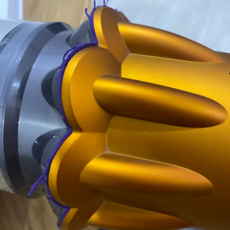 Dyson V12 Filtre Uyarısı ve Çekim Gücü Sorunu Çözülmüyor