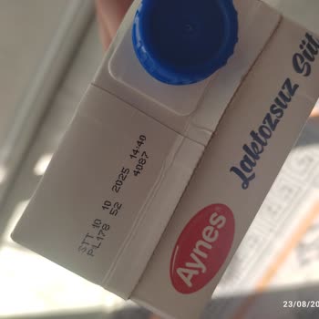 Laktozsuz Süt Renk Sorunu Ve Ücret İade Talebi