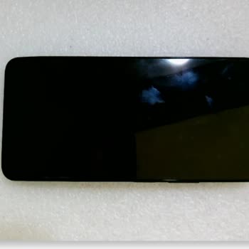 Yeni Alınan Vivo Y28 Cihazda Isınma Ve Kasa Eğilmesi Sonrası Garanti Mağduriyeti