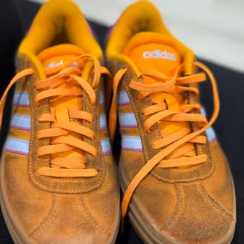 Ayakkabı Ürün Kalitesi ve İade Süreci Hakkında Şikayet