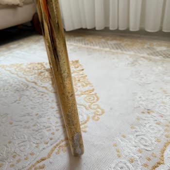 Yüksek Fiyatlı Mobilyalarda Tekrarlayan Oksitlenme Ve Müşteri Hizmetlerinde İlgisizlik