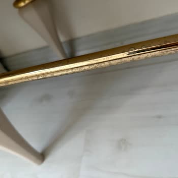 Yüksek Fiyatlı Mobilyalarda Tekrarlayan Oksitlenme Ve Müşteri Hizmetlerinde İlgisizlik