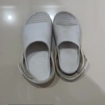 Zara Terliğin Bir Teki Zamanla Küçüldü!