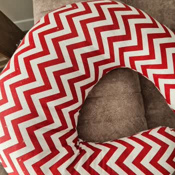 Emzirme Yastığından Tüy Çıkıyor, İade Süreci Sorunlu