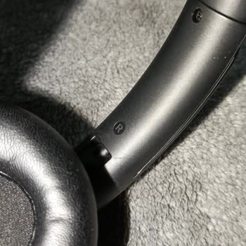 Garanti Kapsamındaki Kulaklıkta Tekrar Eden Çatlak Sorunu Ve Çözüm Sunulmaması