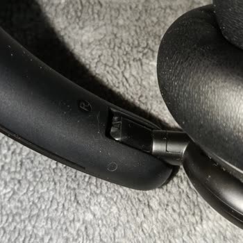 Garanti Kapsamındaki Kulaklıkta Tekrar Eden Çatlak Sorunu Ve Çözüm Sunulmaması