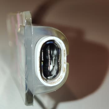 iPhone Lightning Cable Broke After 12 Months - I Want A Replacement