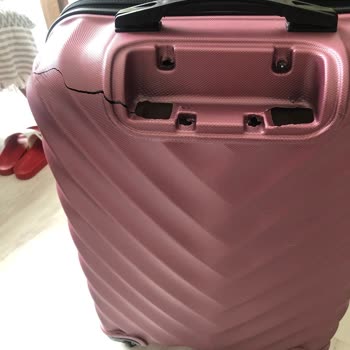 THY Uçuşunda Bagajım Kırık Ve Geç Teslim Edildi