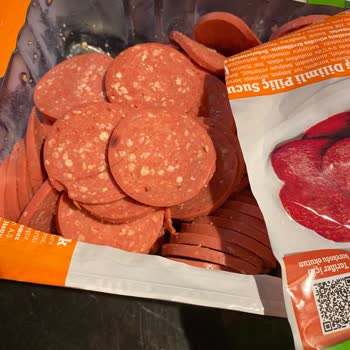 Aldığım Piliç Sucukta Saç Kılı Çıktı Hijyen Ve Güvenim Sarsıldı