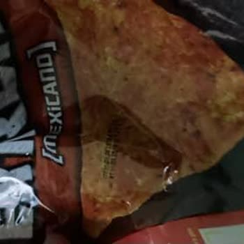 Doritos Paketinde Siyah Maddeyle Karşılaştım, Endişeliyim