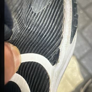 Kısa Sürede Dağılan Ayakkabı Ve Reddedilen Değişim Talebi