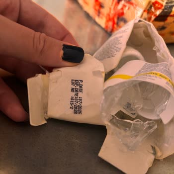 Kırık Gelen Serum Ve Müşteri Hizmetlerinden Dönüş Alamadım